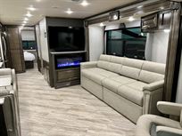 fleetwood-bounder-35p-motorhome-for-sale