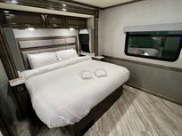 fleetwood-bounder-35p-motorhome-for-sale