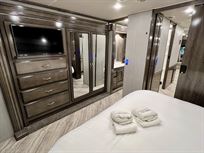 fleetwood-bounder-35p-motorhome-for-sale