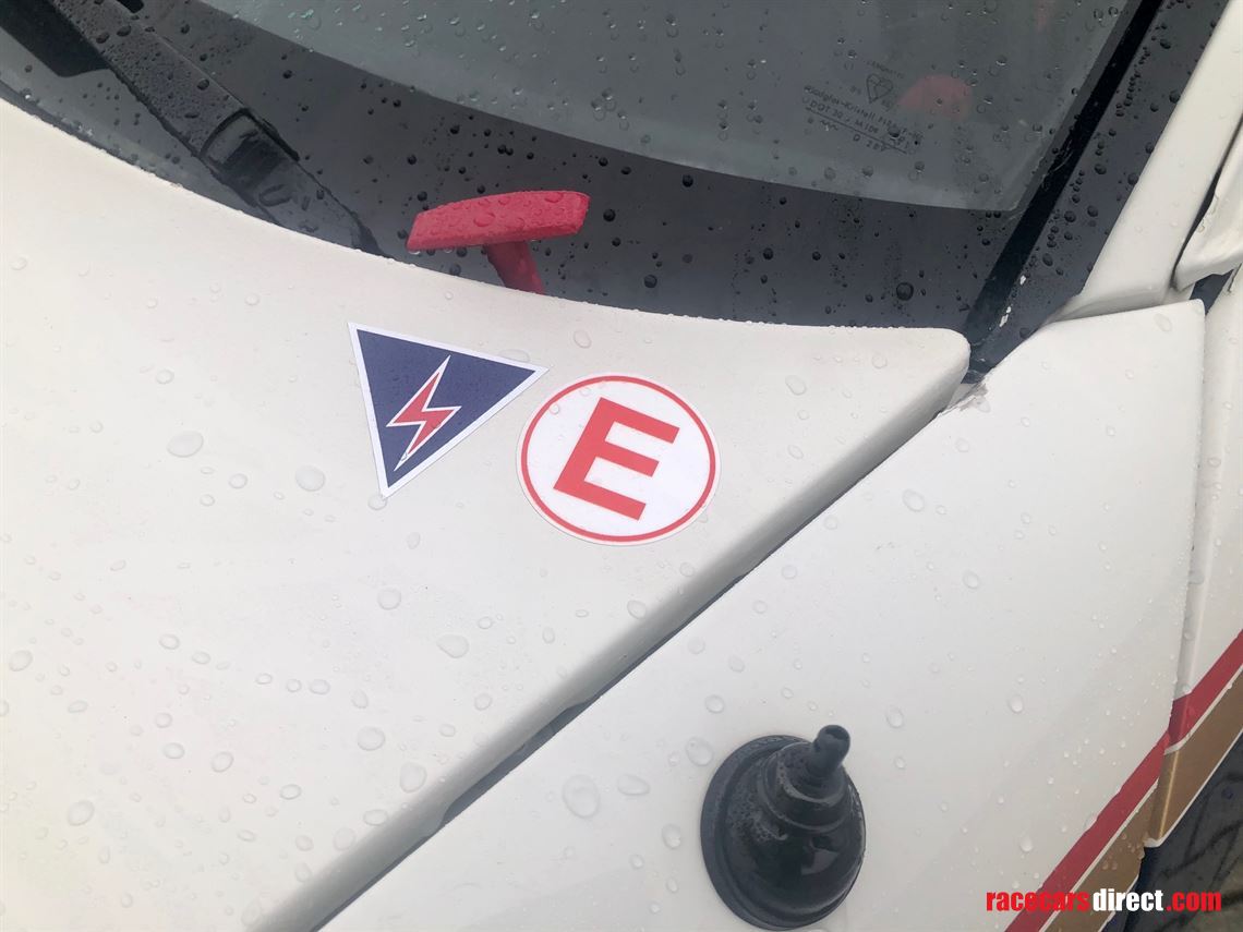 rothmans-porsche-924-20-safari