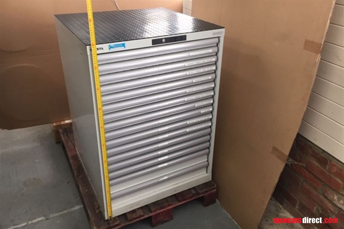 lista-premium-75-grey-tool-cabinet---16-drawe