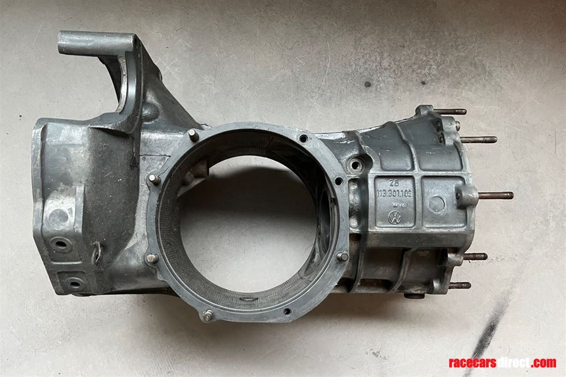 hewland-mk8-magnesium-casing