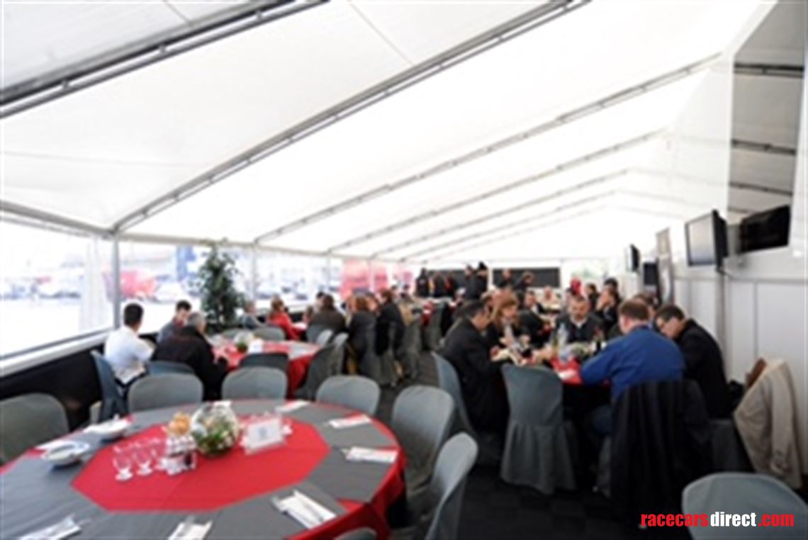 hospitality-unit---ex-smoking-dog