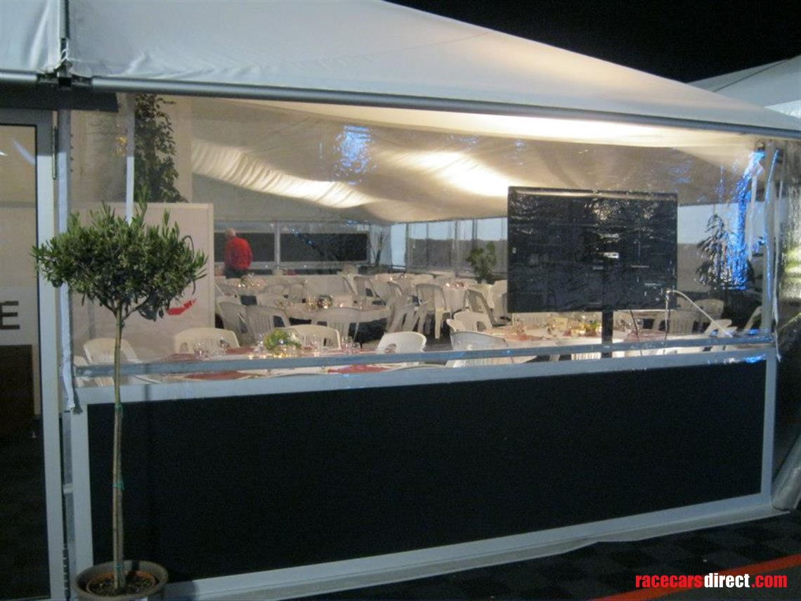 hospitality-unit---ex-smoking-dog