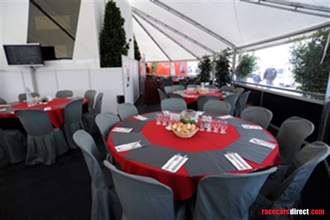 hospitality-unit---ex-smoking-dog