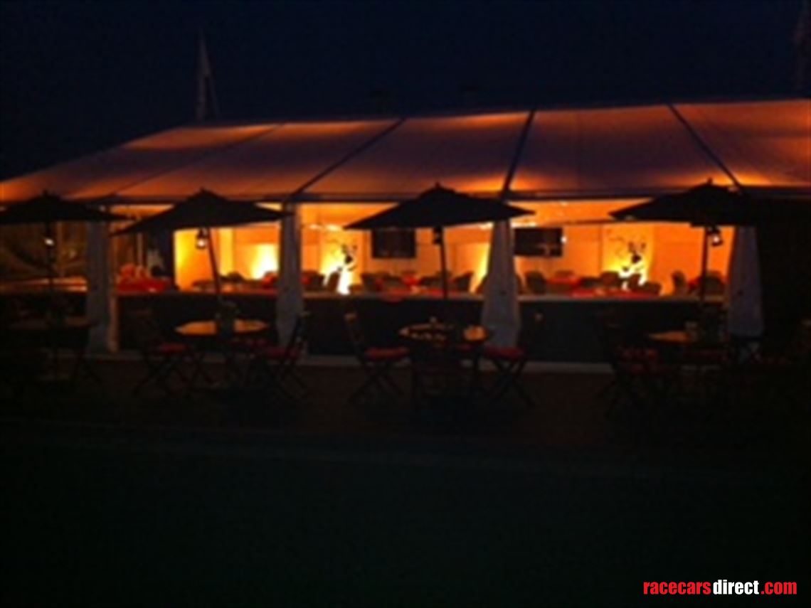 hospitality-unit---ex-smoking-dog