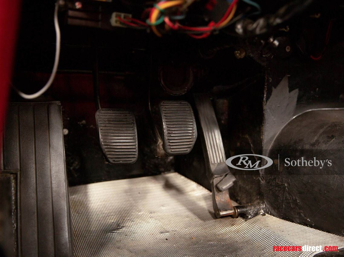 1973-ferrari-365-gtb4-daytona-berlinetta-comp