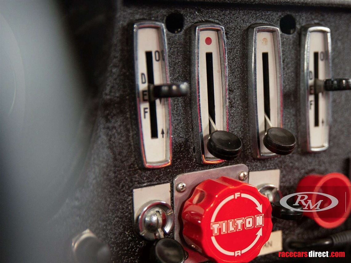 1973-ferrari-365-gtb4-daytona-berlinetta-comp