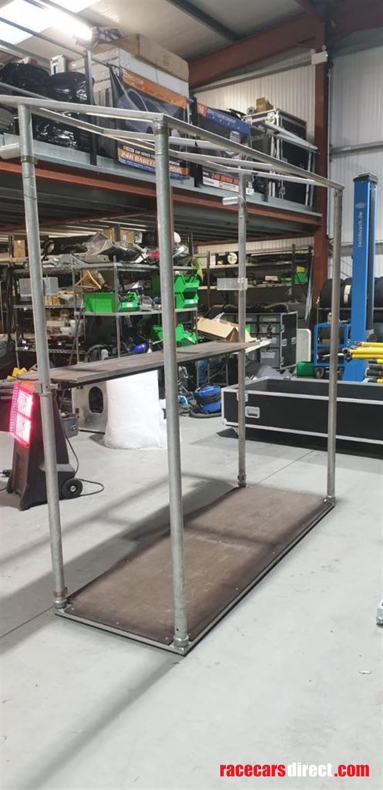 pit-perch-with-flight-case