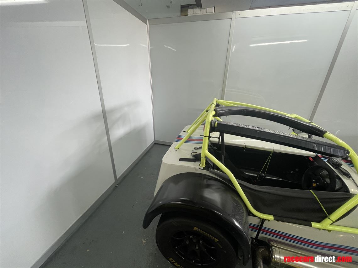 50-meters-of-garage-wall