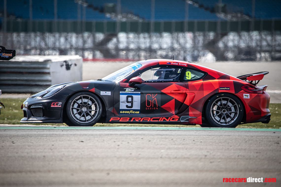 championship-winning-porsche-cayman-981-gt4-c