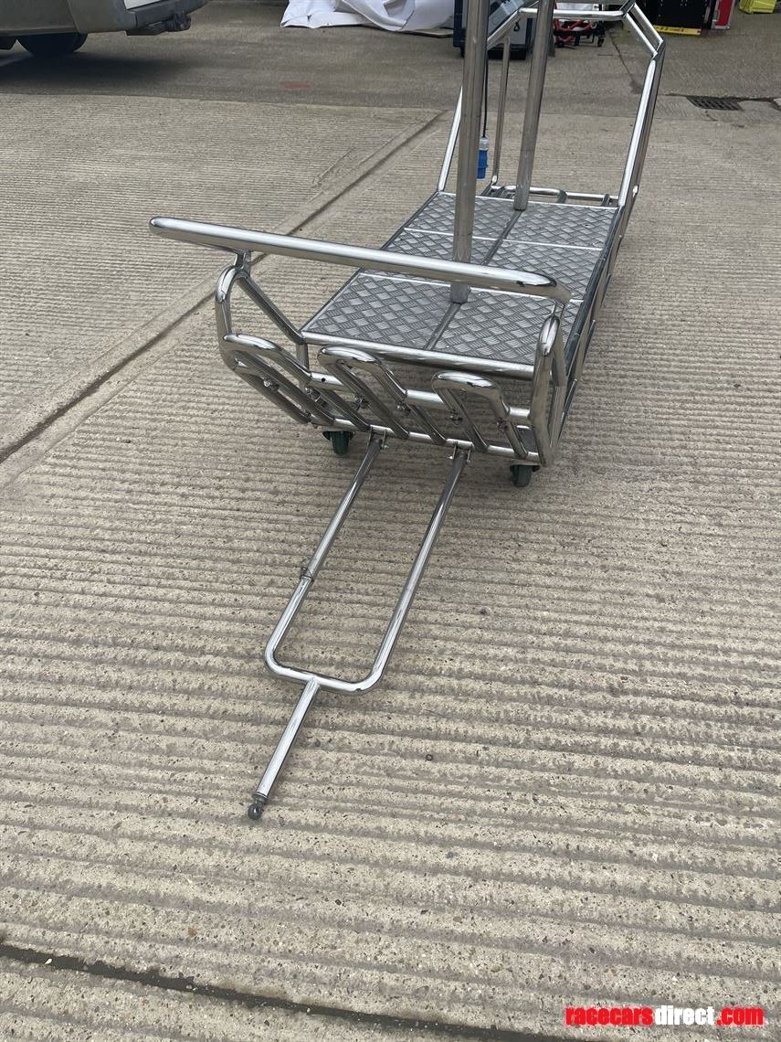 stainless-steel-grid-trolley