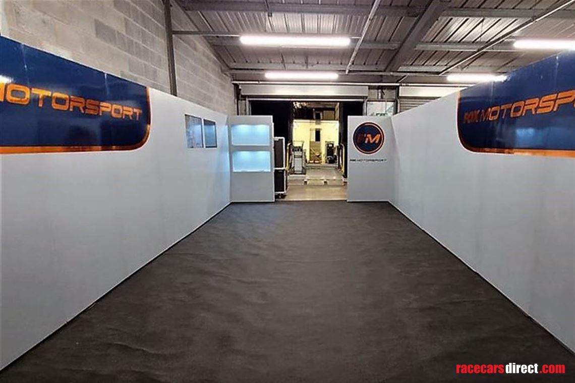 pit-walling-seamless