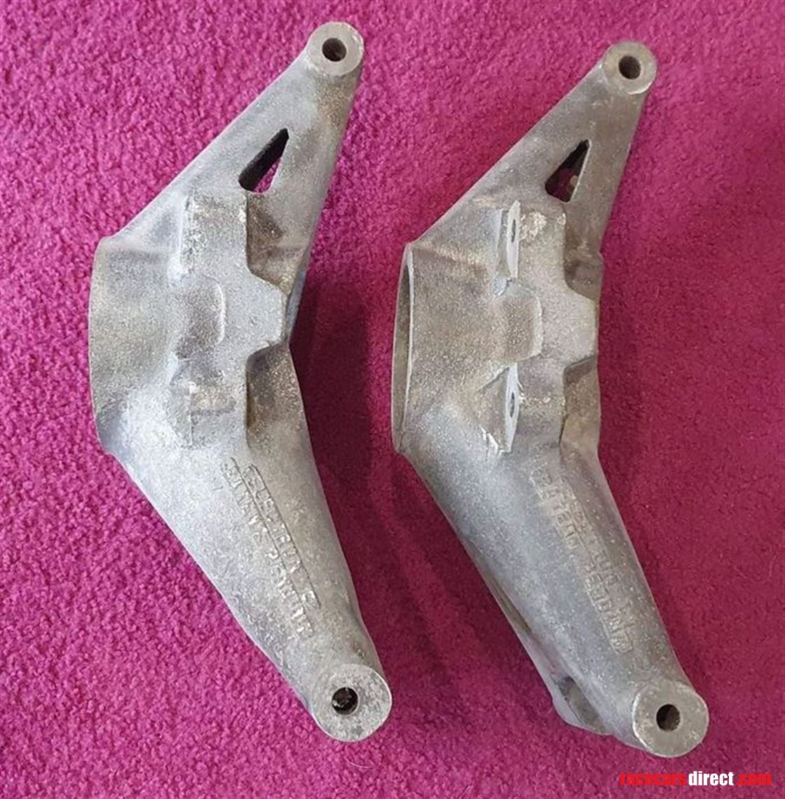 lotus-61-formula-ford-rear-uprights-pair
