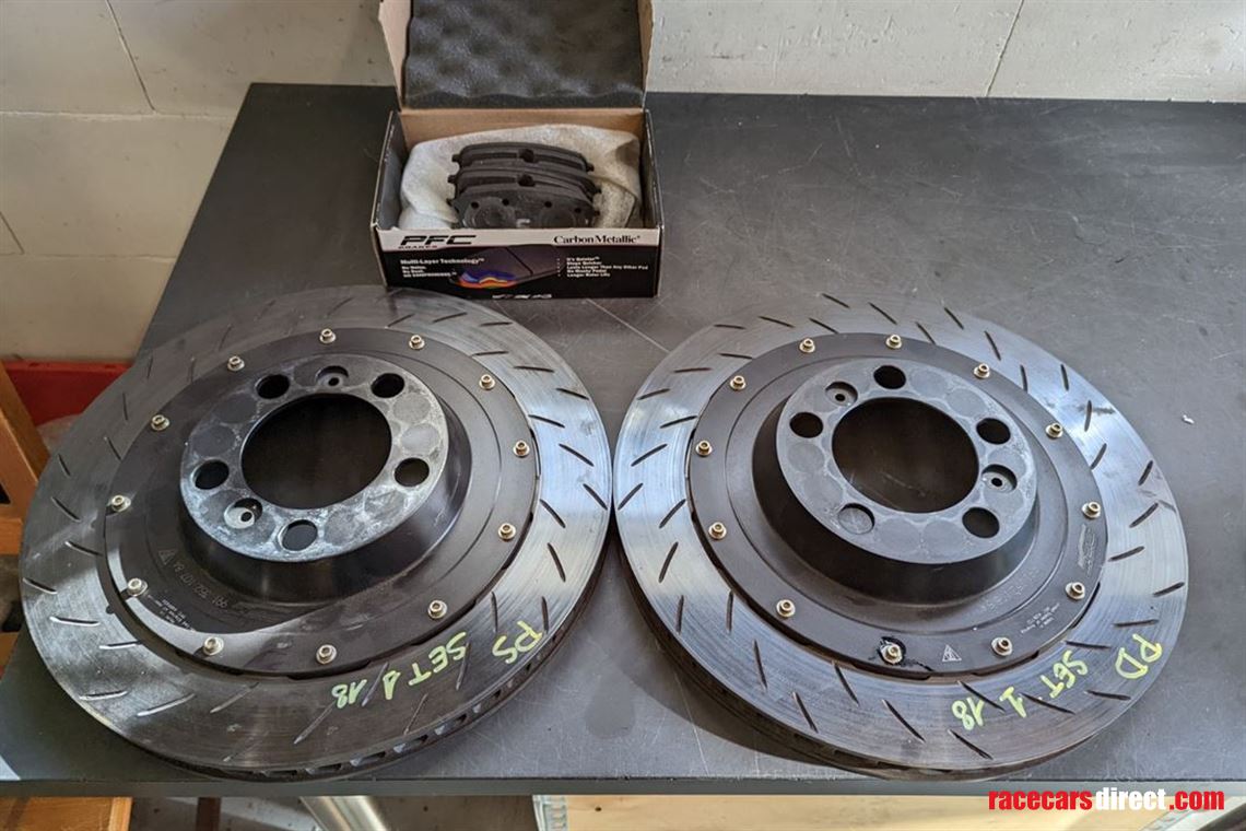 various-porsche-991-cup-parts