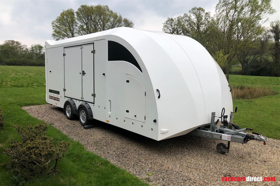 2016-brian-james-race-transporter-5