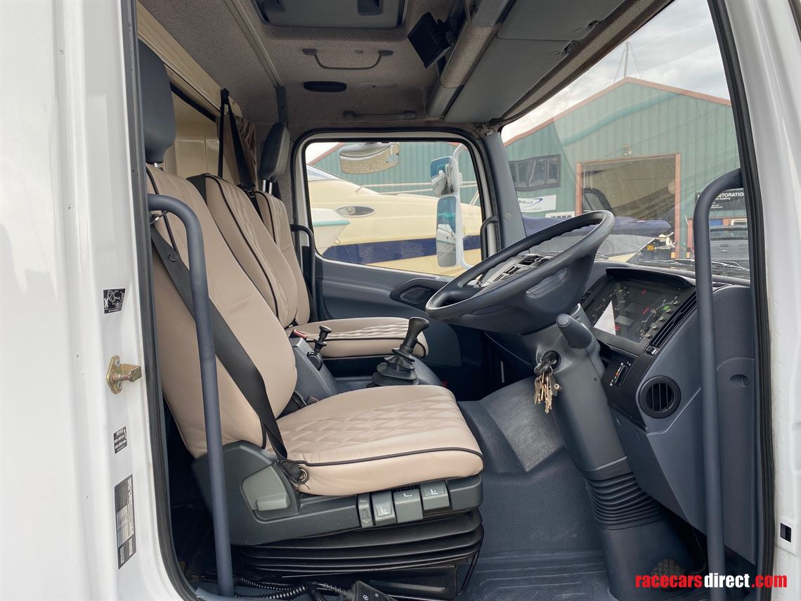 mercedes-atego-rs-race-cruiser-motorhome