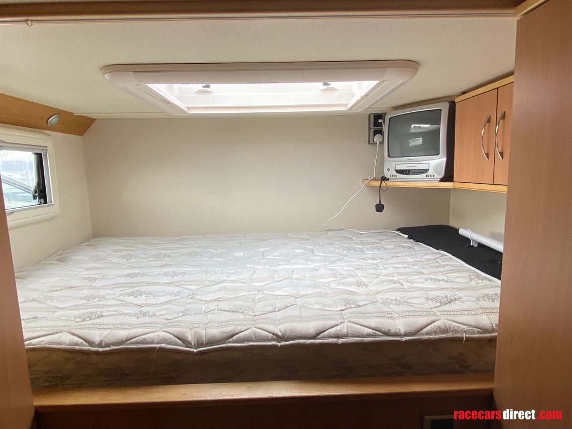 mercedes-atego-rs-race-cruiser-motorhome