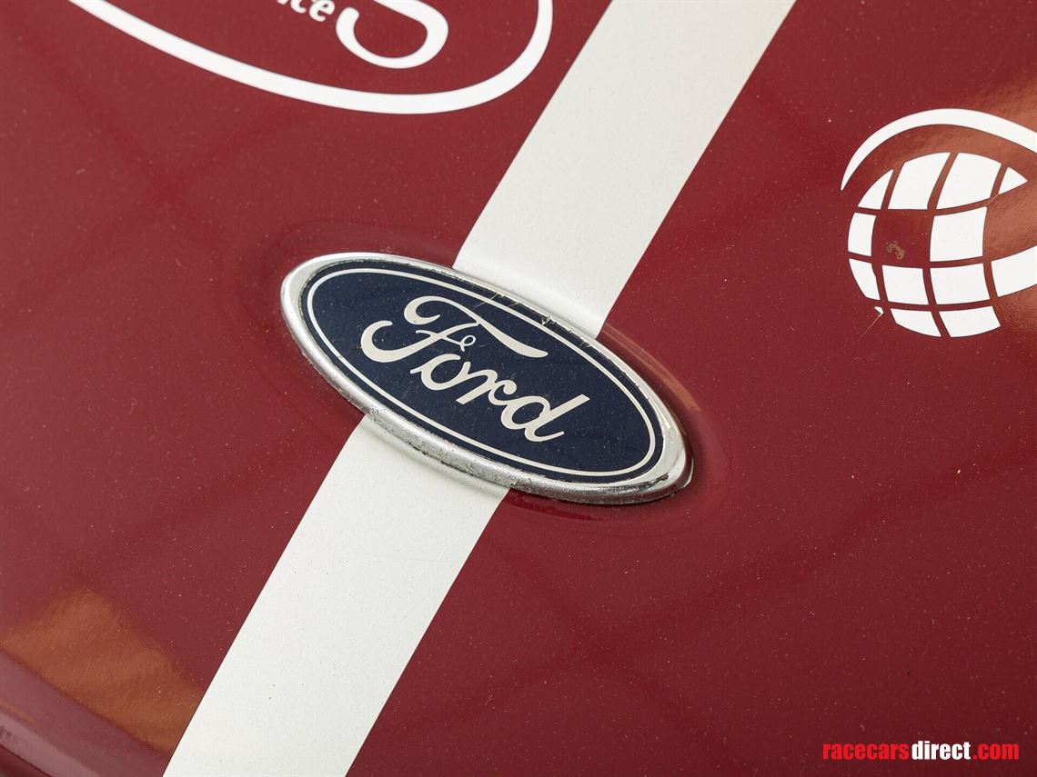 2010-ford-gt-gt1-by-matech-competition