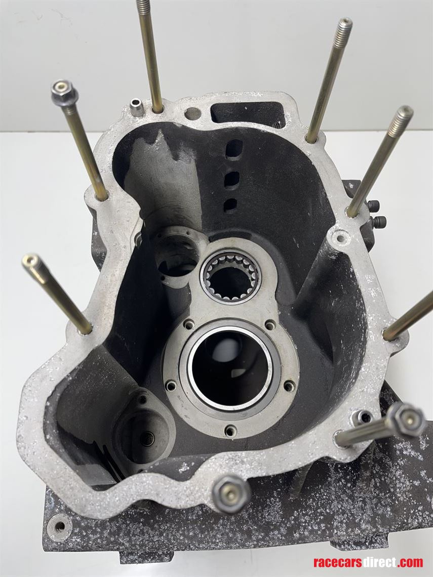 new-magnesium-hewland-nlt-casing