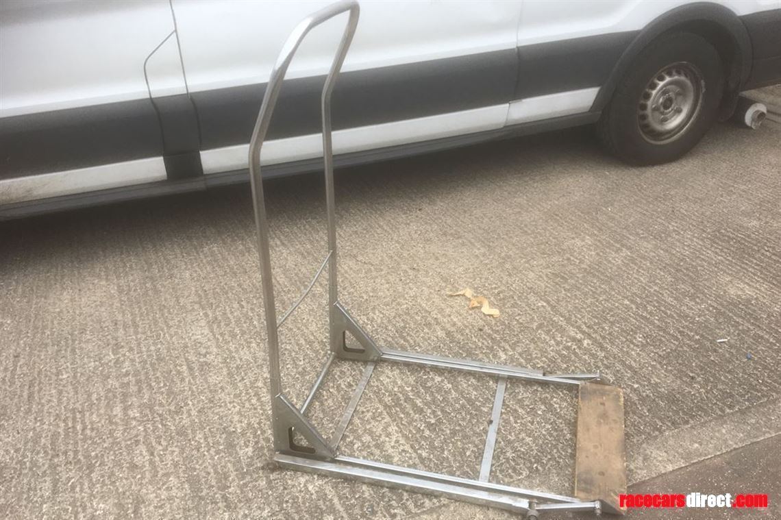 sports-car-wide-quick-lift