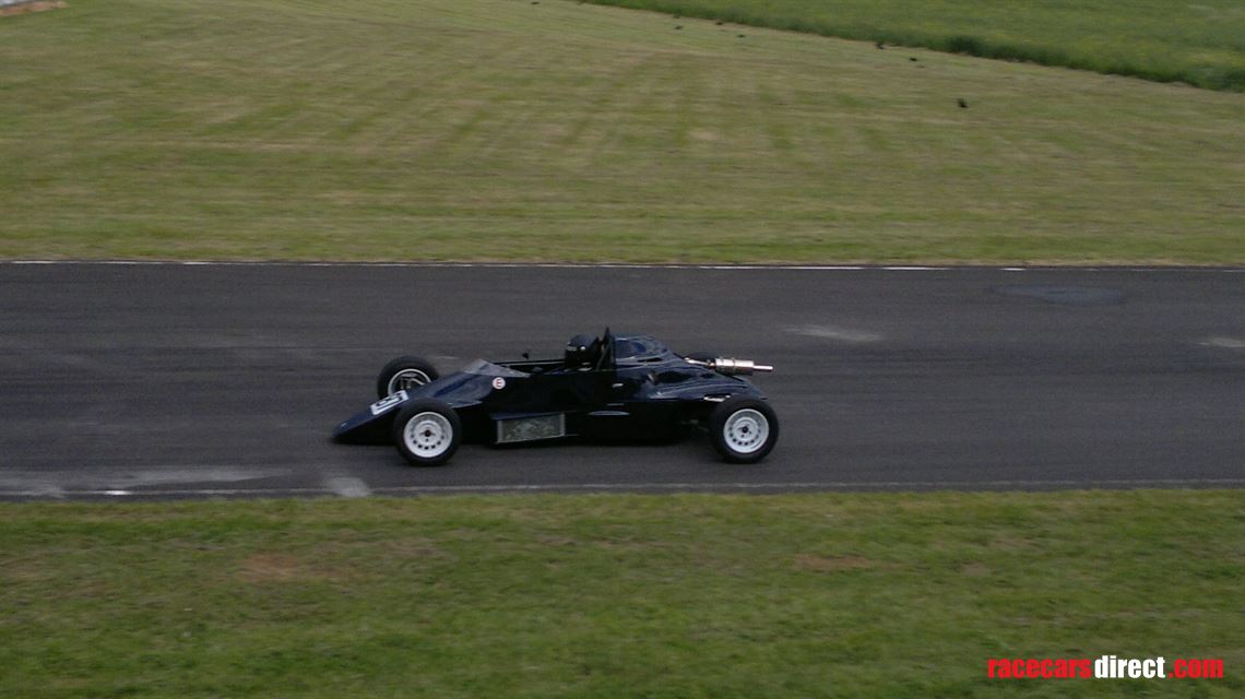 van-diemen-rf87-formula-ford-1600