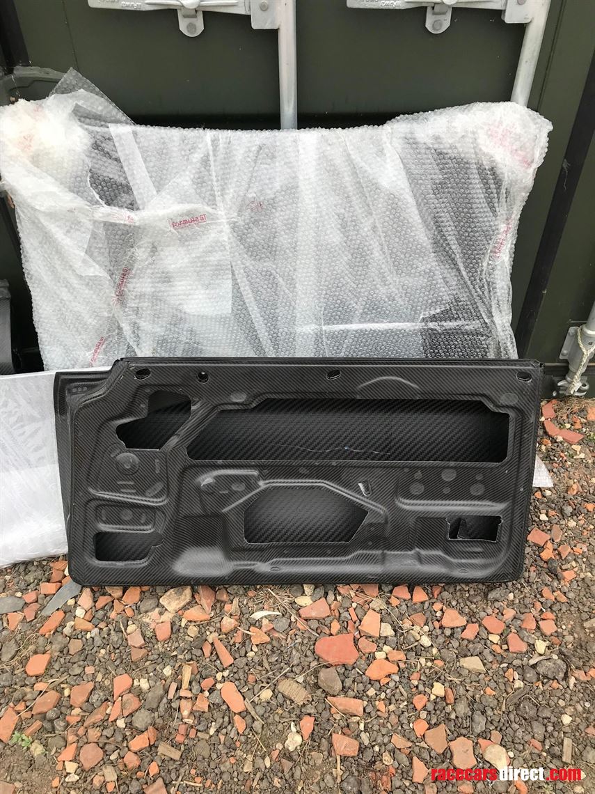 alfa-gta-carbon-panels