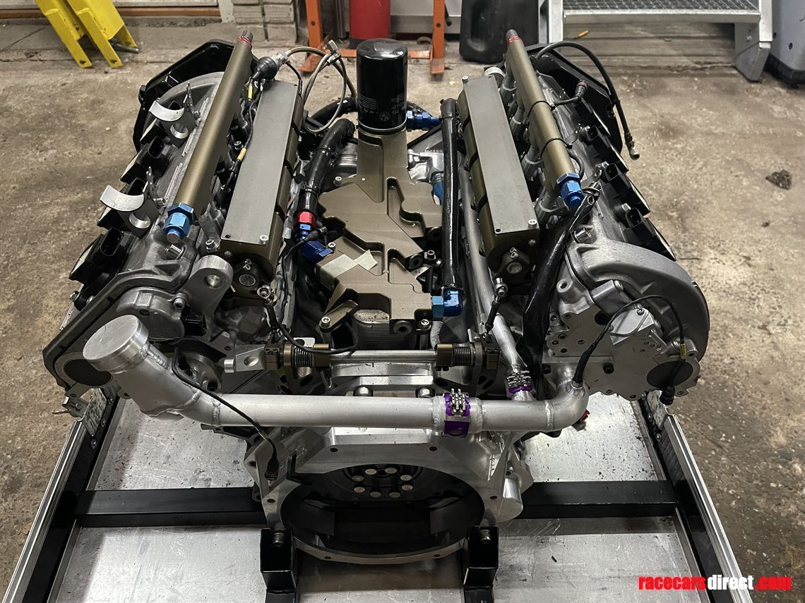 spyker-gt2-audi-v8-engine-and-parts