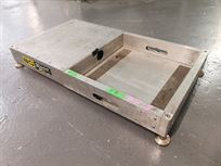 b-g-racing-levelling-trays-with-roll-off-plat