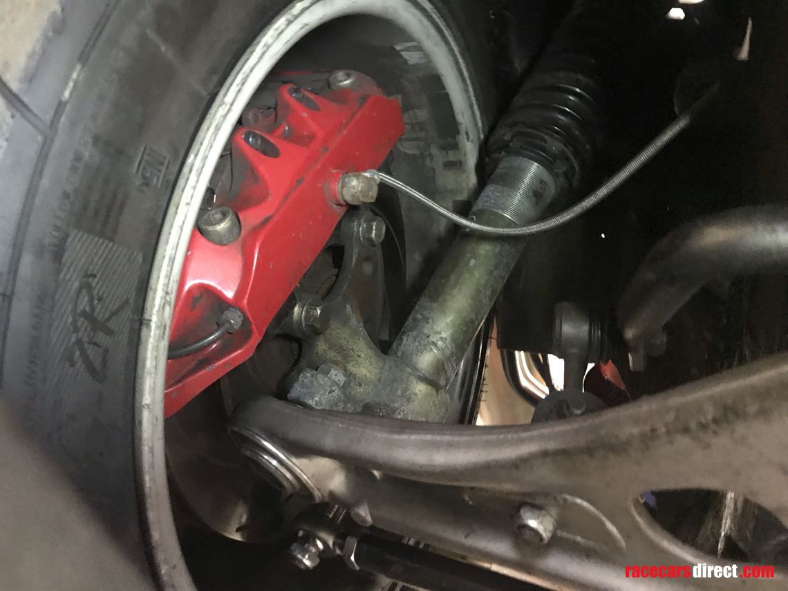 bmw-e30-racetrack-car-e46-s54-engine-conversi