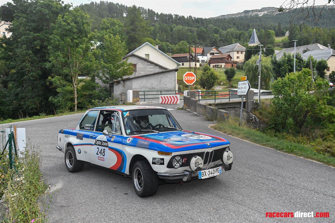 bmw-2002-tii-group-2-1974