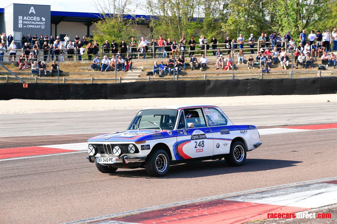 bmw-2002-tii-group-2-1974