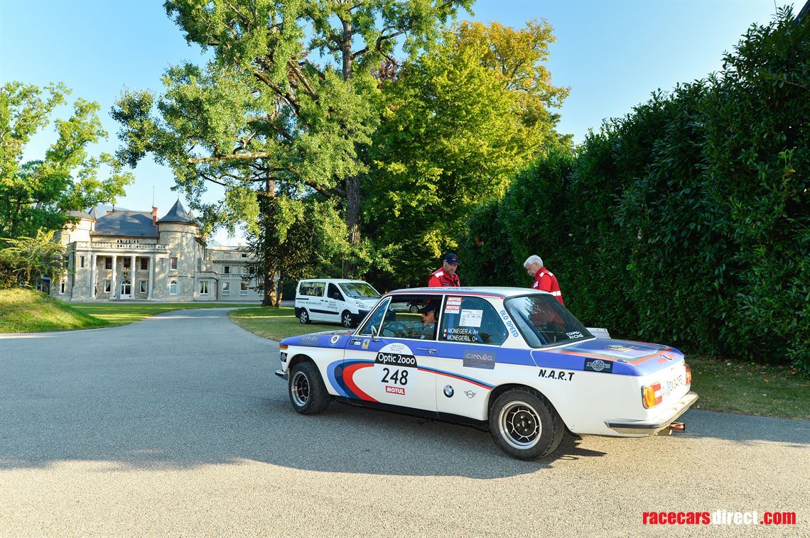 bmw-2002-tii-group-2-1974