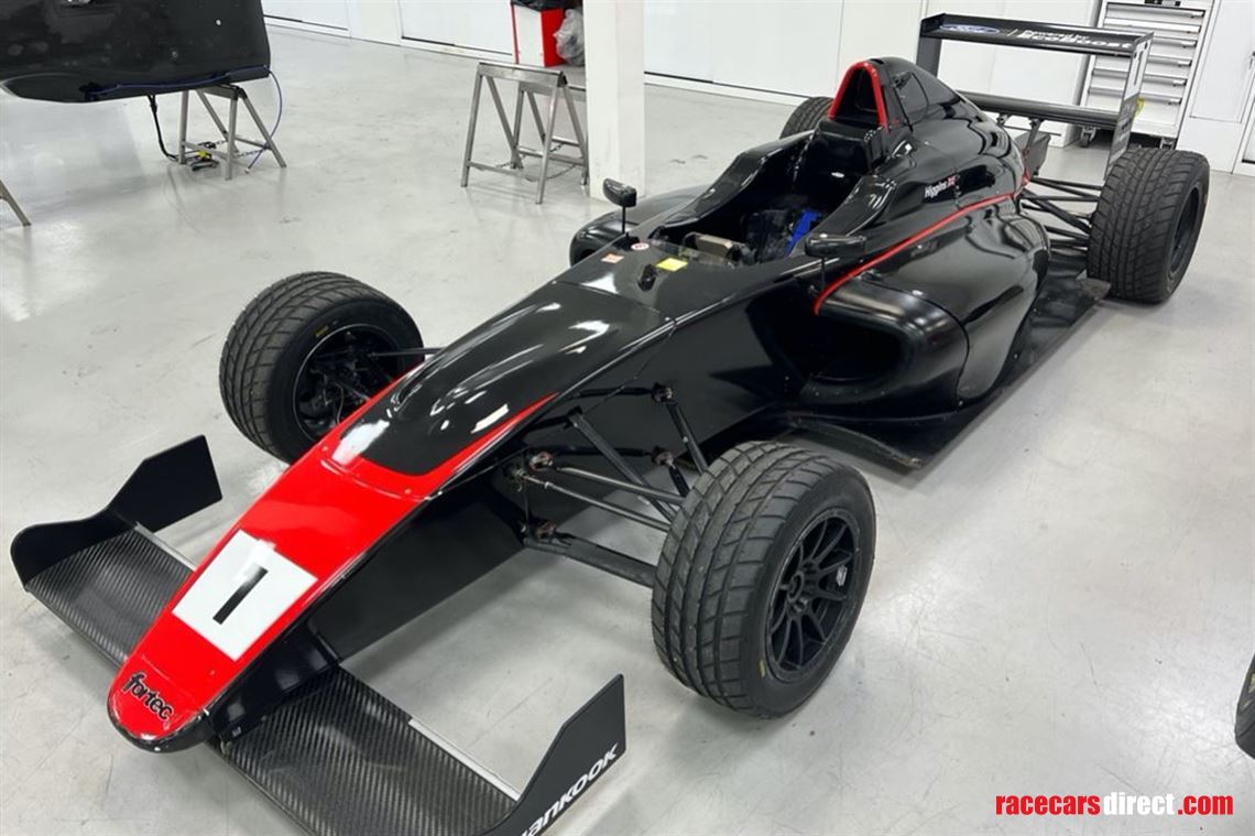 british-f4-mygale-cars-x-3-with-spare-package