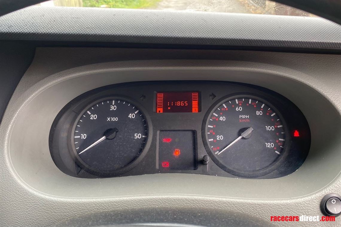 renault-master-race-van-car-transporter-for-s