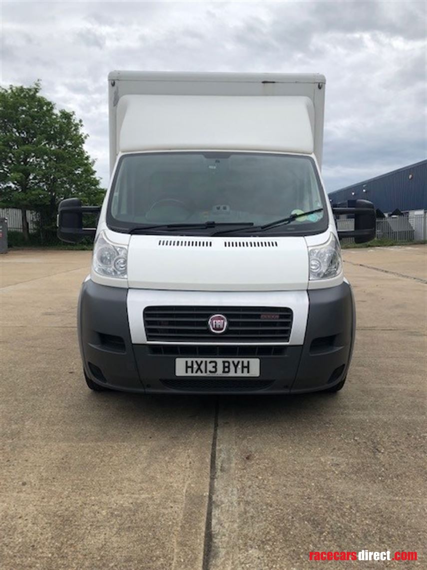 single-enclosed-car-transporter