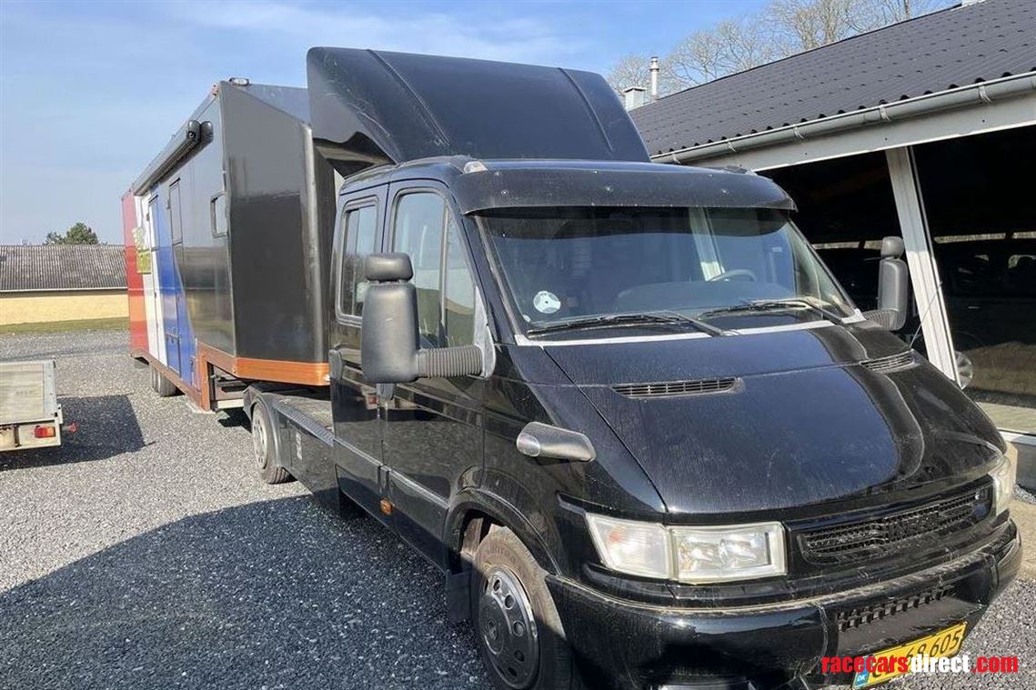 iveco-with-racetrailer