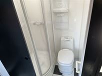 iveco-with-racetrailer