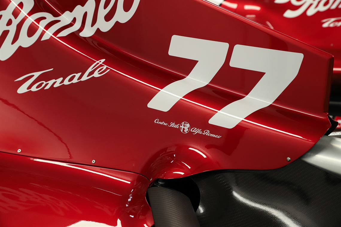 24-hours-left-2022-alfa-romeo-f1-team-officia