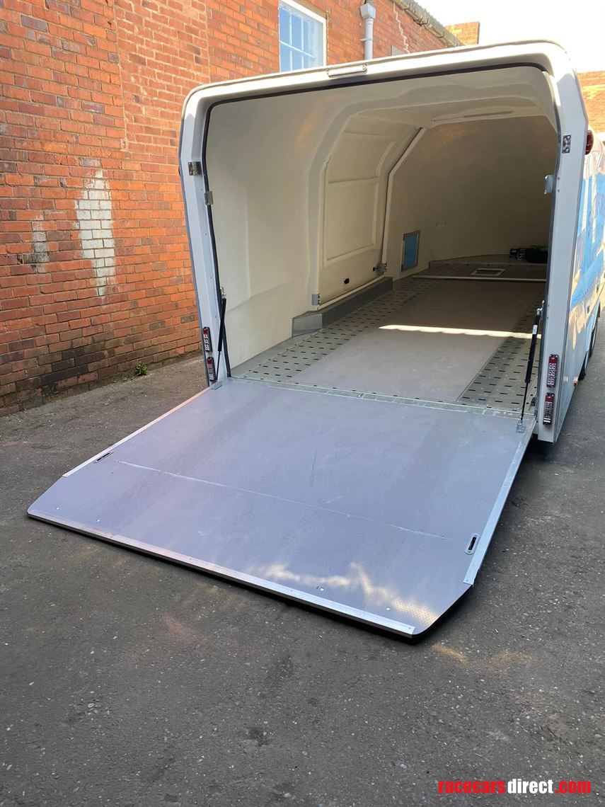 velocity-iq-eco-trailer