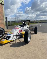 formula-ford-1600-van-dieman-rf90