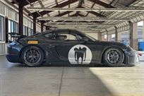 porsche-cayman-718-gt4