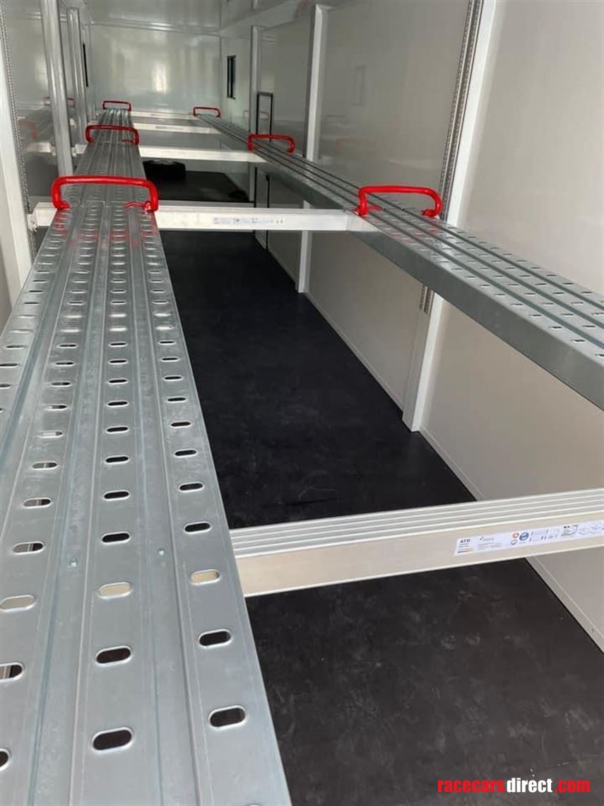 turatello-race-semi-trailer-sr320