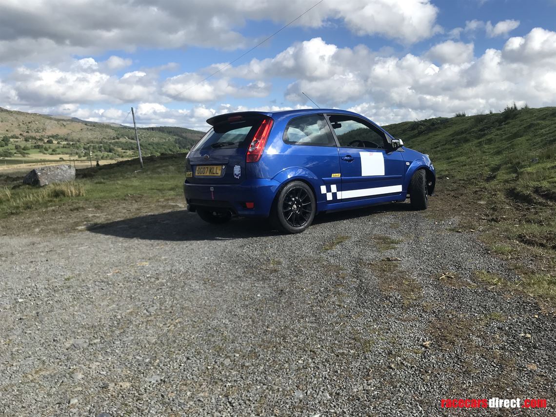 ford-fiesta-st-class-1b-winning-hill-climb-ca
