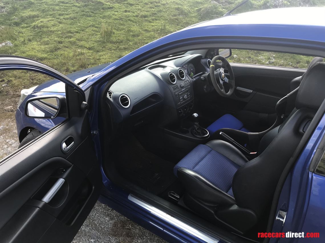 ford-fiesta-st-class-1b-winning-hill-climb-ca