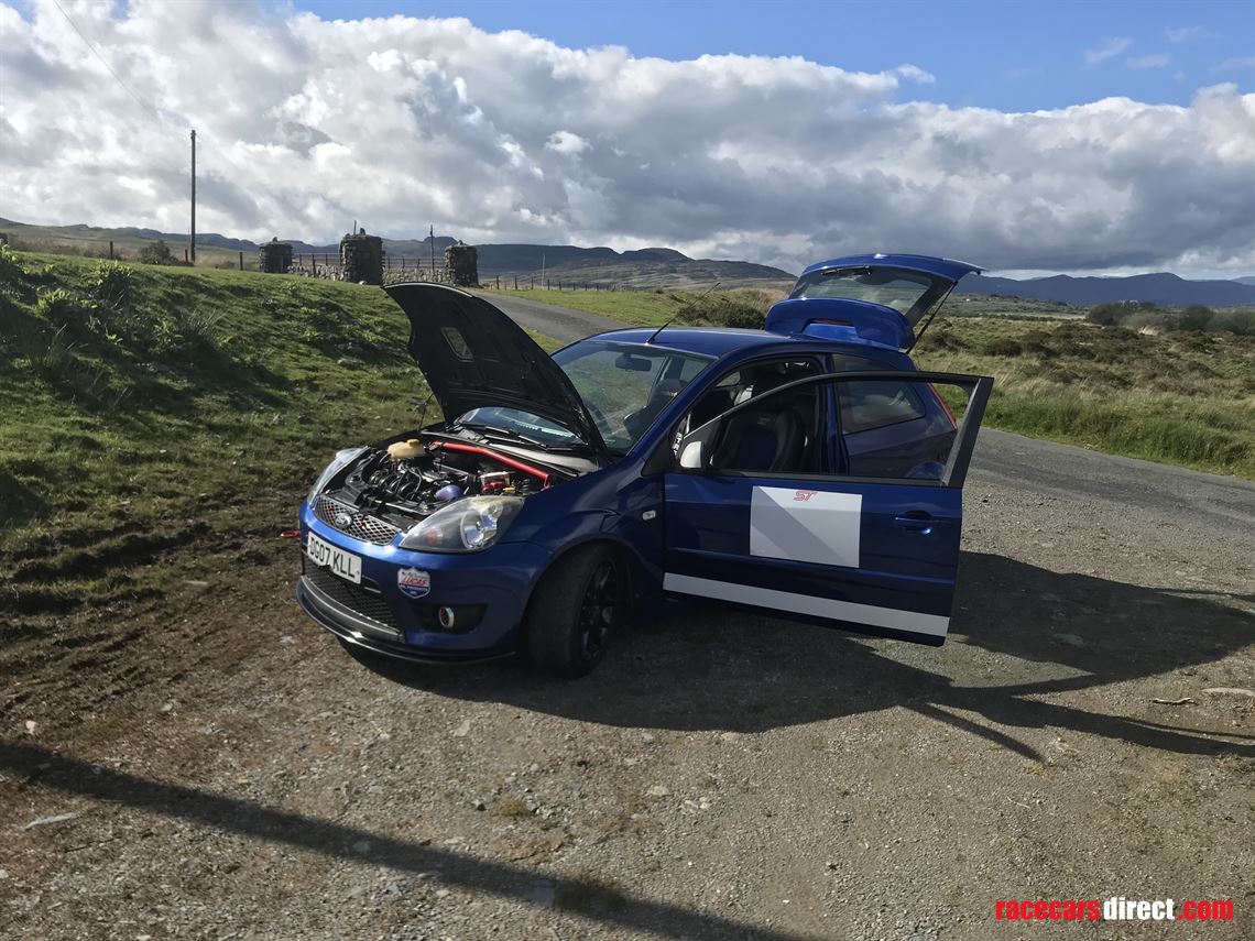 ford-fiesta-st-class-1b-winning-hill-climb-ca