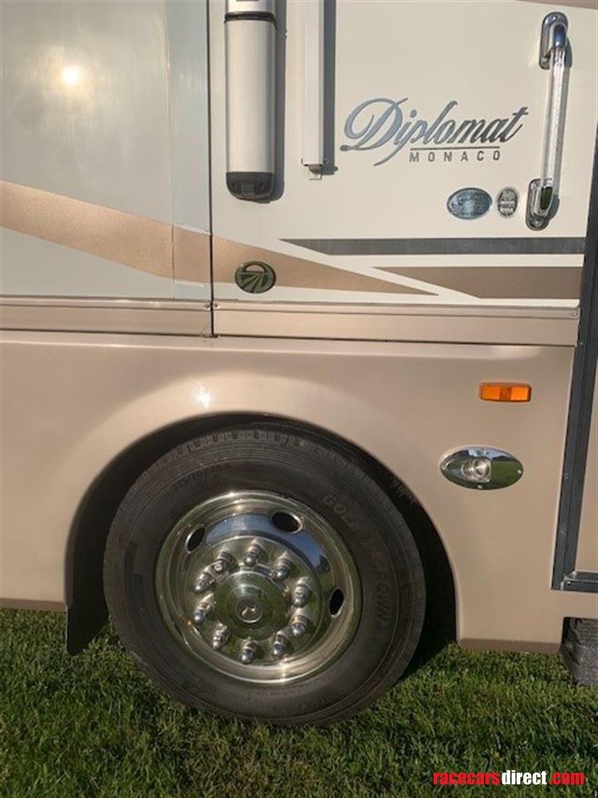 monaco-diplomat-2003-diesel-pusher---39-feet