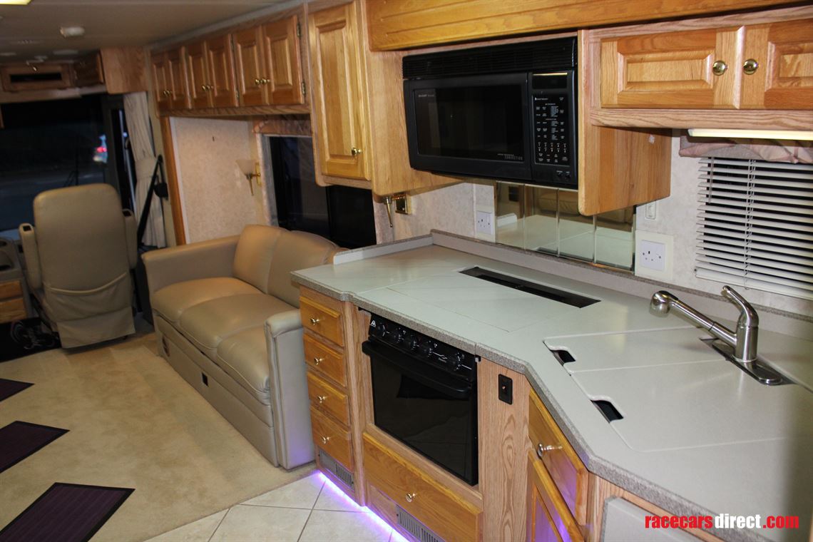 monaco-diplomat-2003-diesel-pusher---39-feet