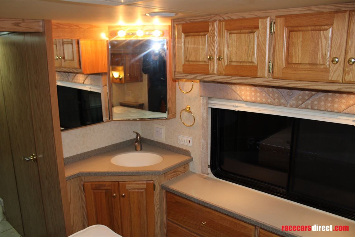 monaco-diplomat-2003-diesel-pusher---39-feet