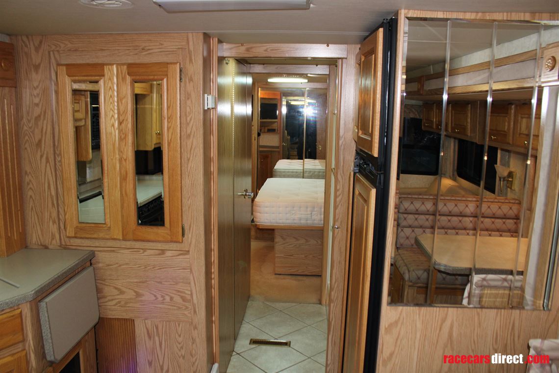 monaco-diplomat-2003-diesel-pusher---39-feet